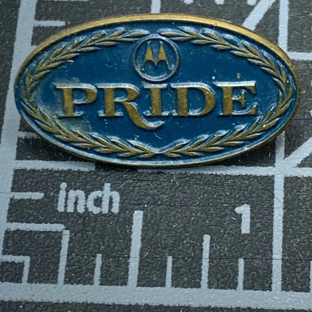 2-Pin Lot Motorola Pride & Six Sigma And Beyond Lapel Pins‎ Vintage